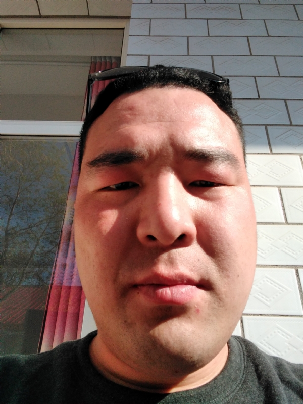 一羽垂天的第三张照片--石家庄中老年相亲网