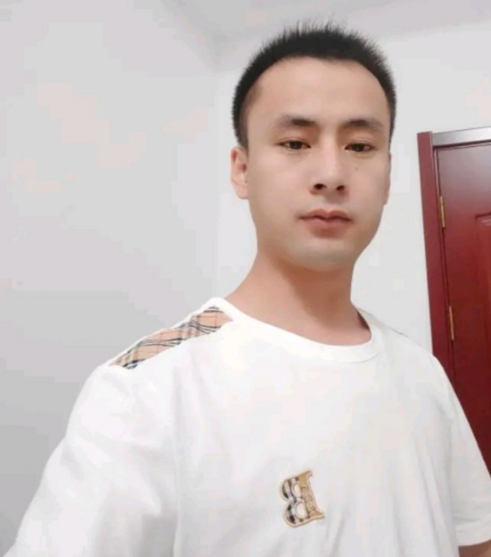 海阔天空的第一张照片--石家庄中老年相亲网