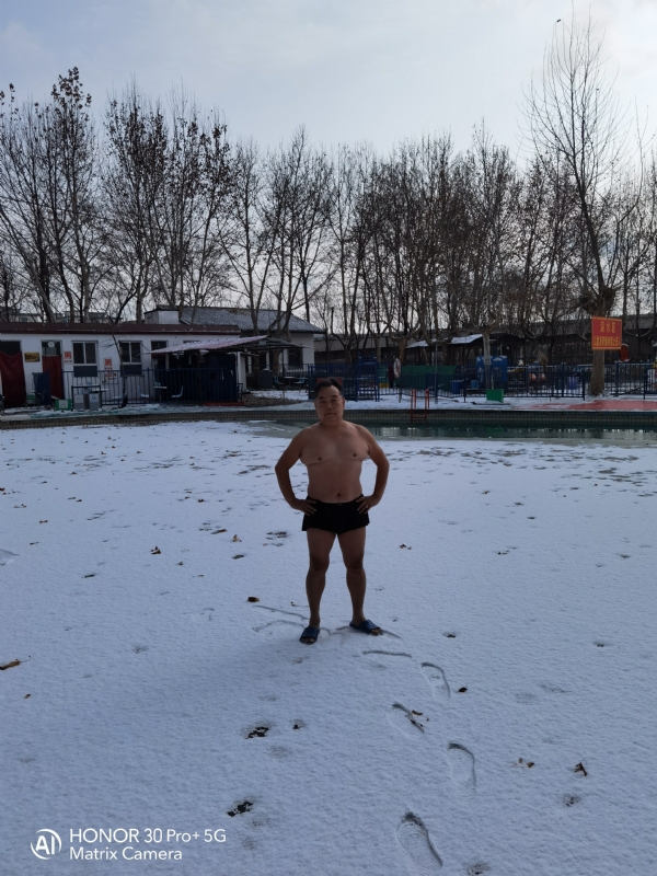 老顽童的第三张照片--石家庄中老年相亲网